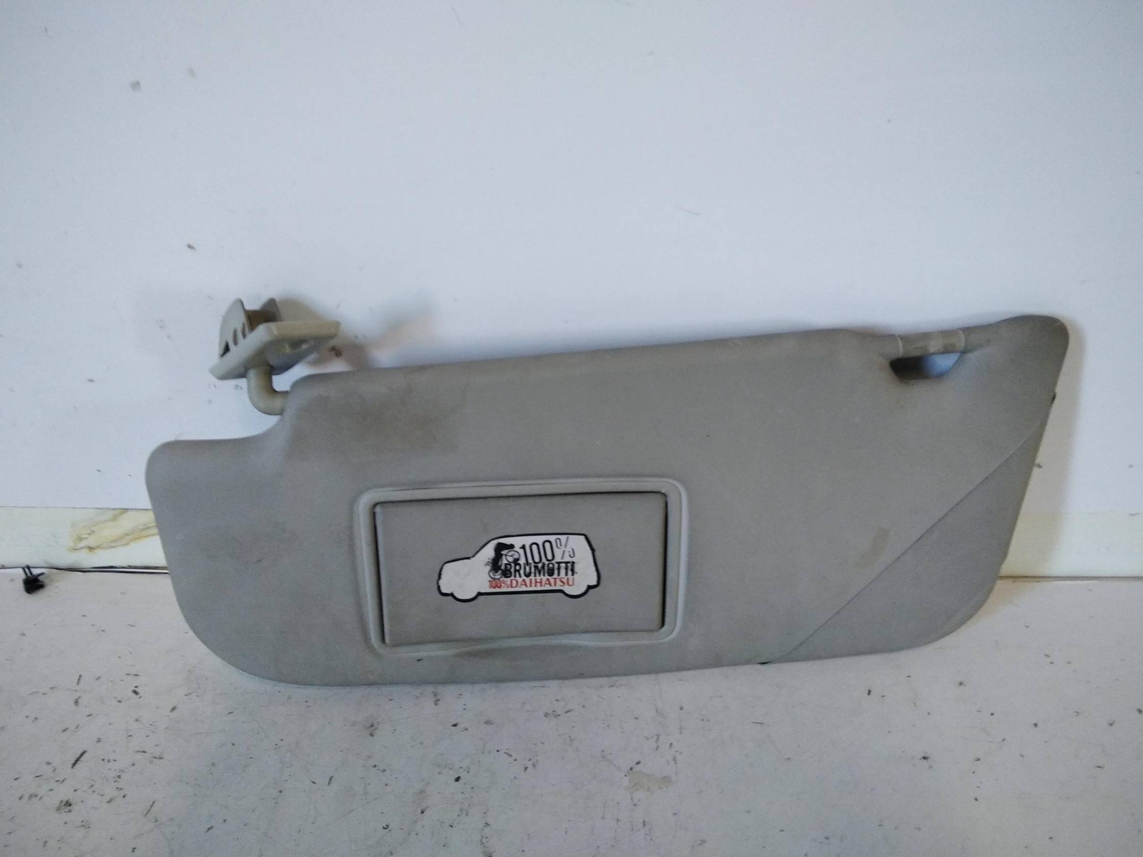 Aletta parasole parabrezza sx.